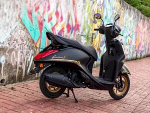 yamaha-fascino-125-price-mileage-review-hindi